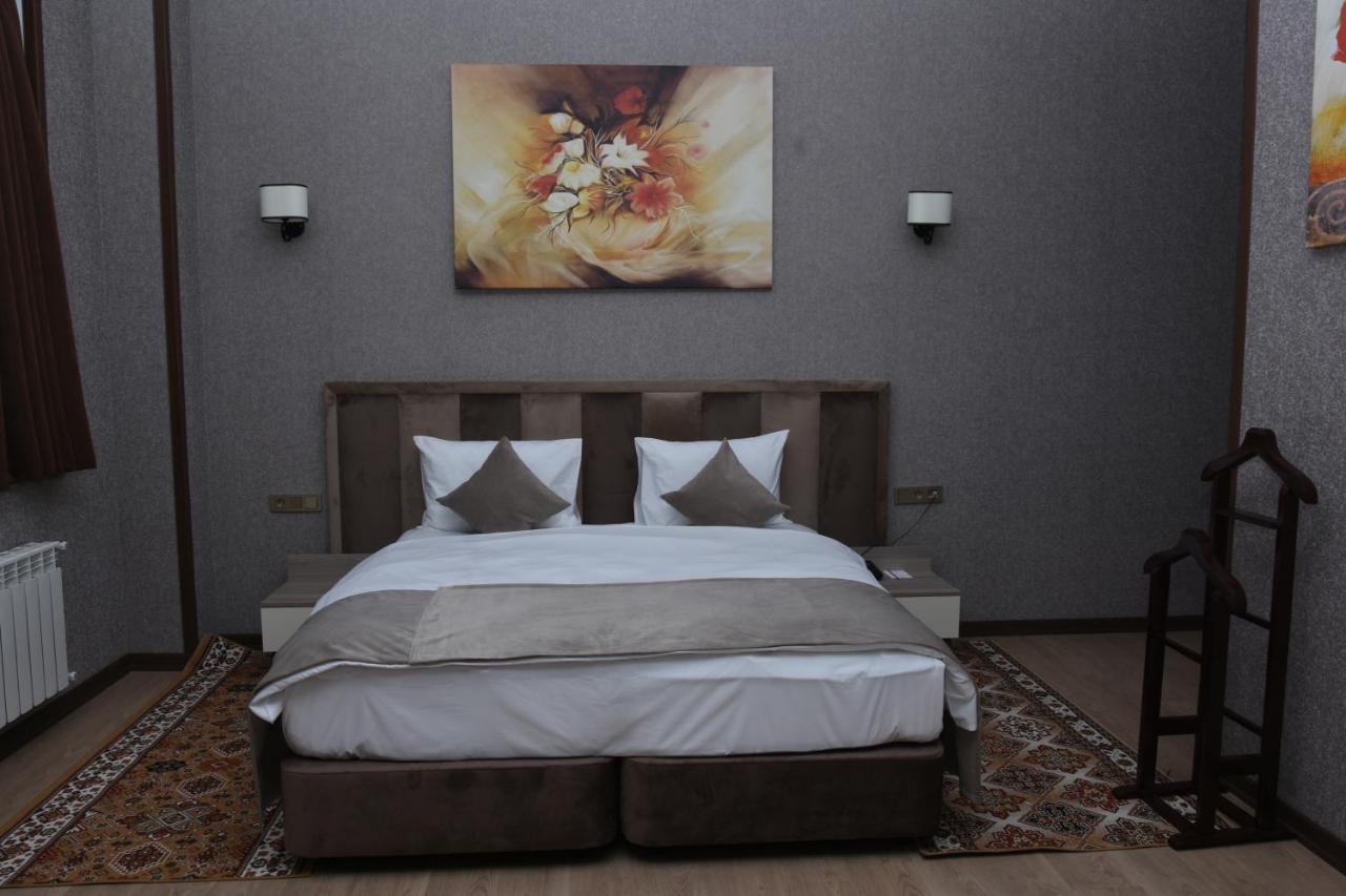 Naxcivan Palace Hotel Xetai Ngoại thất bức ảnh
